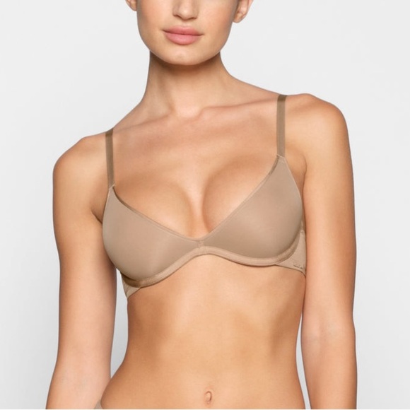 SKIMS Other - Skims Weightless SCOOP BRA